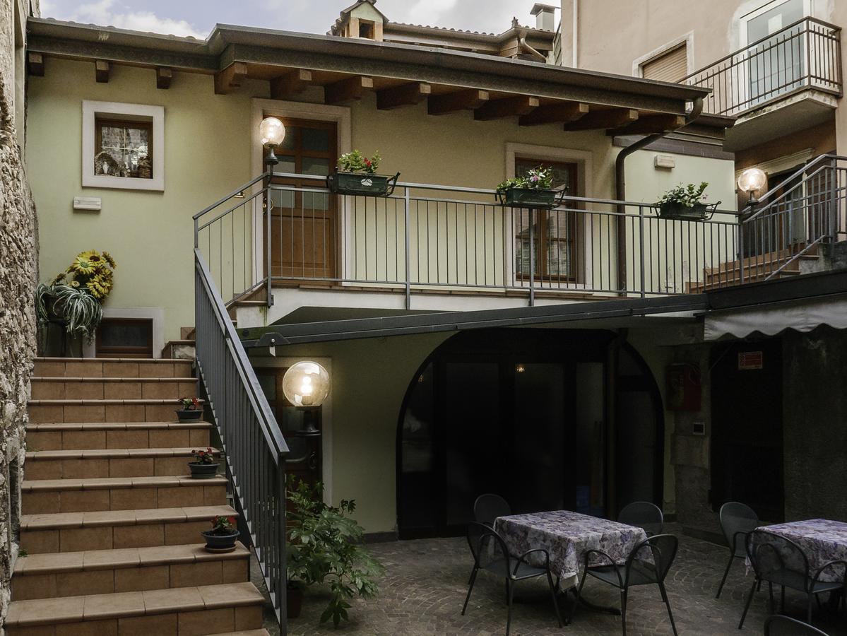 Hotel Doria Nago Exteriör bild